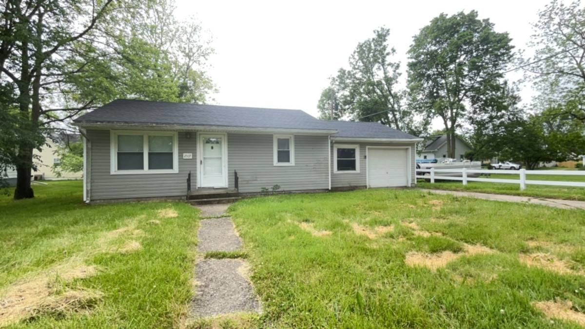 House for rent at 2507 E 8th St, Muncie, IN 47302