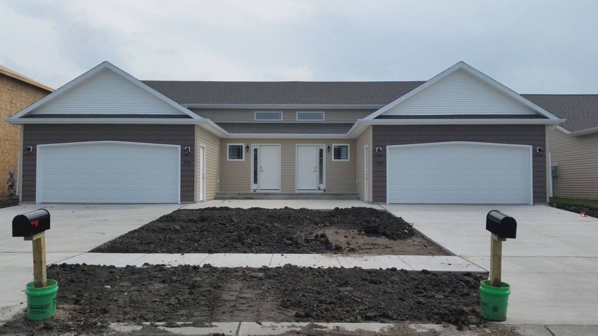House for rent at 3541 23rd Ave S, Moorhead, MN 56560