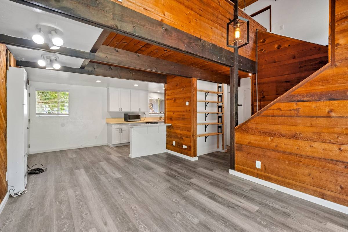 Apartment for rent at 3214-3216 Rockview Place, San Luis Obispo, CA 93401