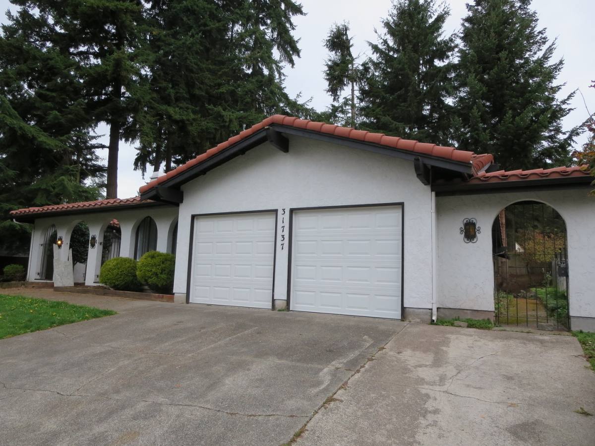 House for rent at 31737 42nd Ave SW, Federal Way, WA 98023