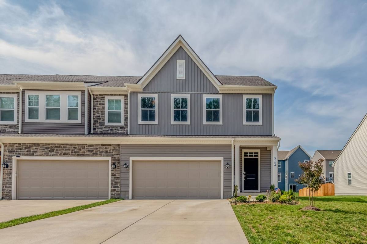 Townhouse for rent at 5254 Twilight Court, Toano, VA 23168