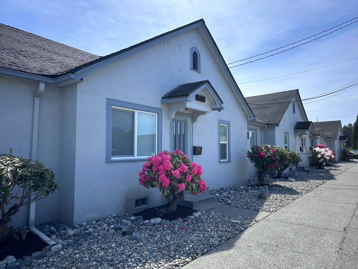 Apartment for rent at 1900 S 3rd St, Mount Vernon, WA 98273