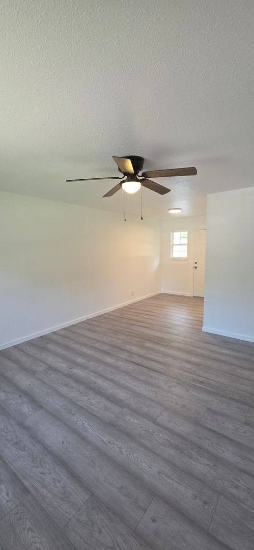 Apartment for rent at 1300 - 1306 N Greenwich, Russellville, AR 72801