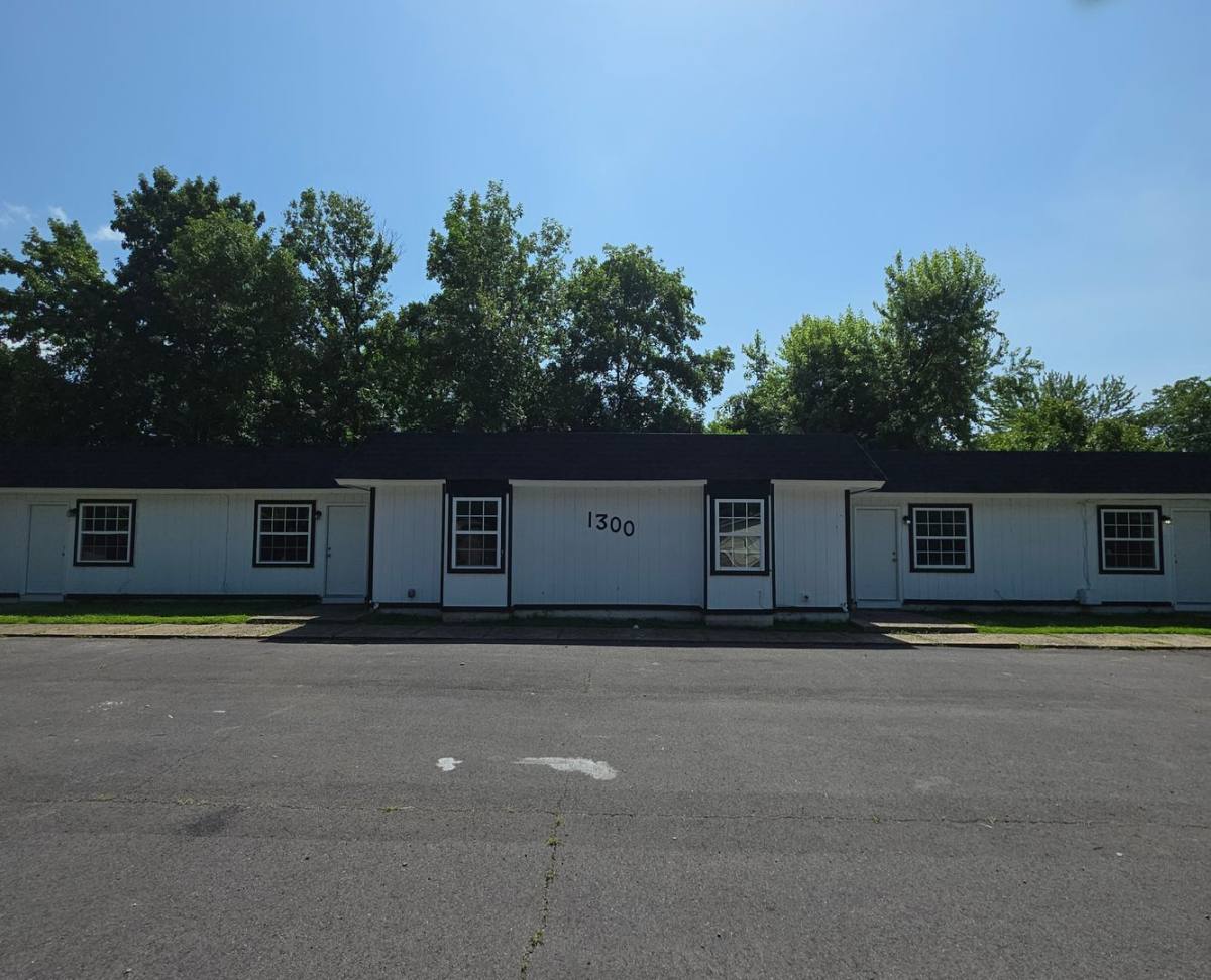 Apartment for rent at 1300 - 1306 N Greenwich, Russellville, AR 72801