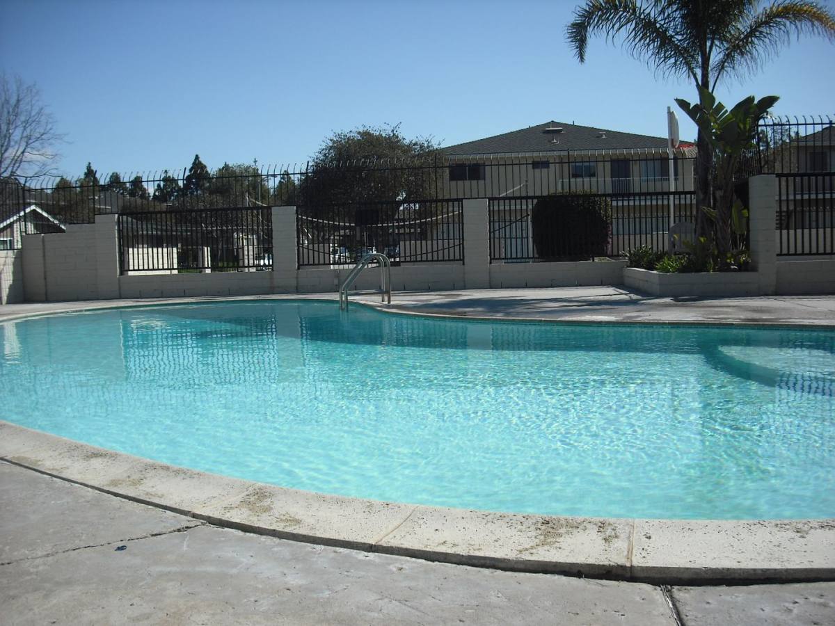 House for rent at 2612 Victoria Ave Moe, Port Hueneme, CA 93041