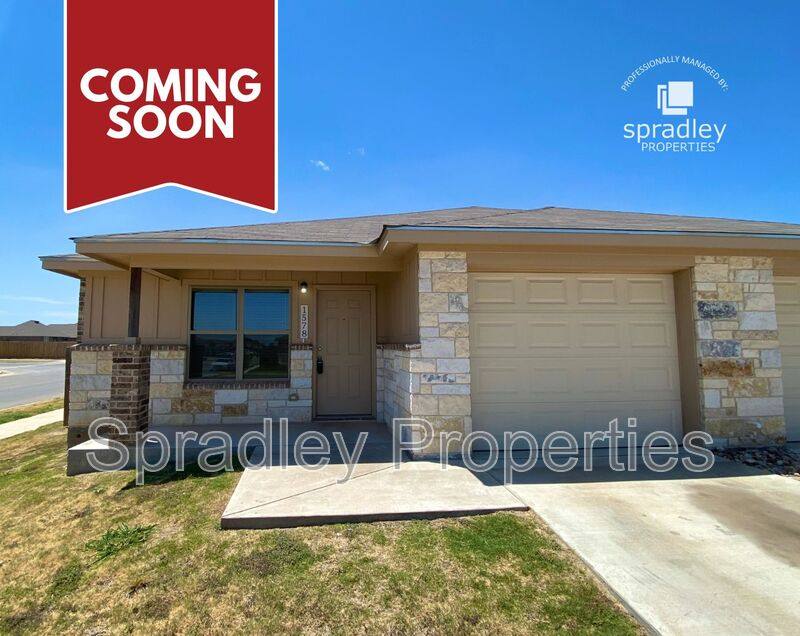 Townhouse for rent at 1578 Kal Court, Belton, TX 76513