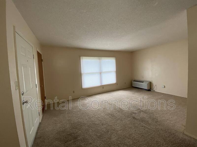 Apartment for rent at 800 S 3rd #3, Herrin, IL 62948