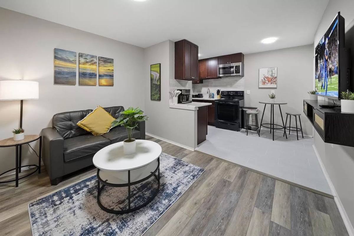 Apartment for rent at 1670 - 1770 E Woodward Heights Blvd, Hazel Park, MI 48030