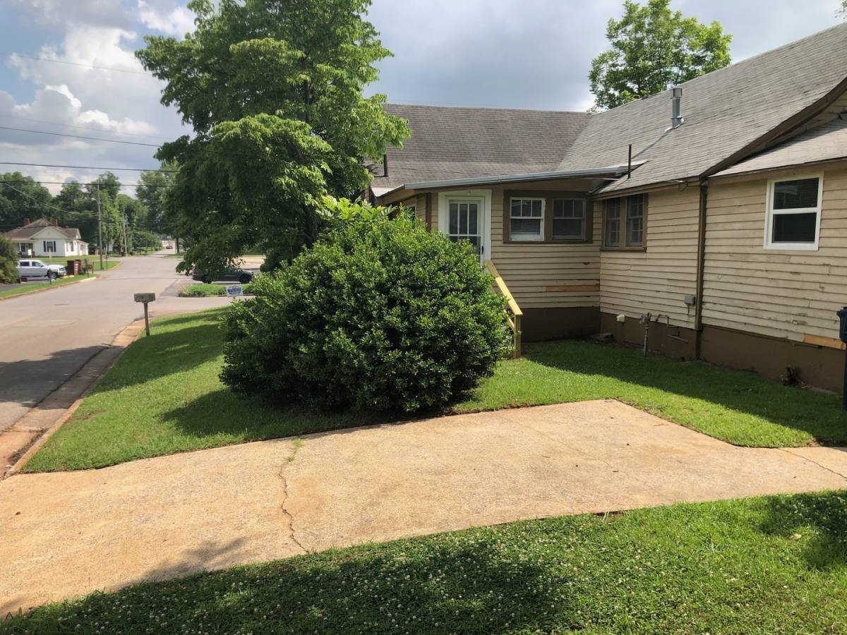House for rent at 324 Hale St, Oxford, AL 36203