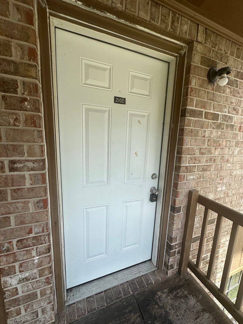 Apartment for rent at 210 Rue Royale, Lafayette, LA 70507
