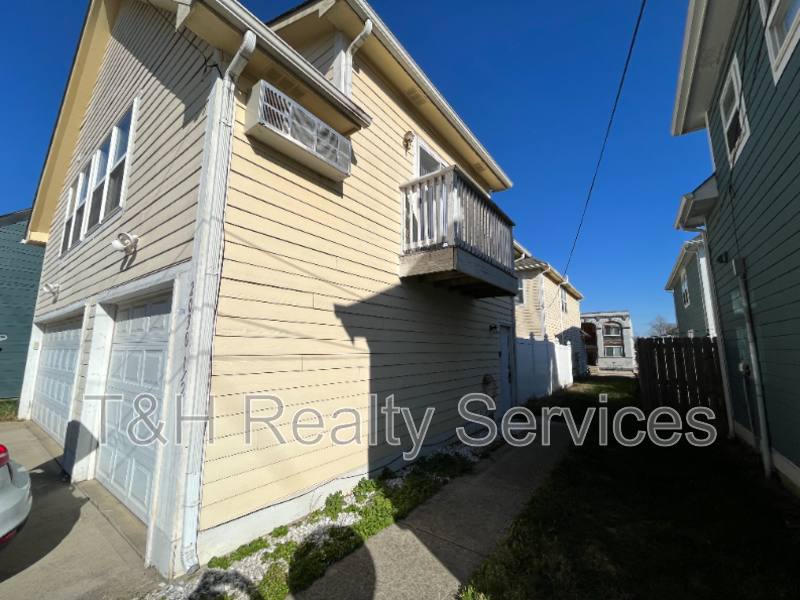 Apartment for rent at 2030 1 2 N College Ave, Indianapolis, IN 46202