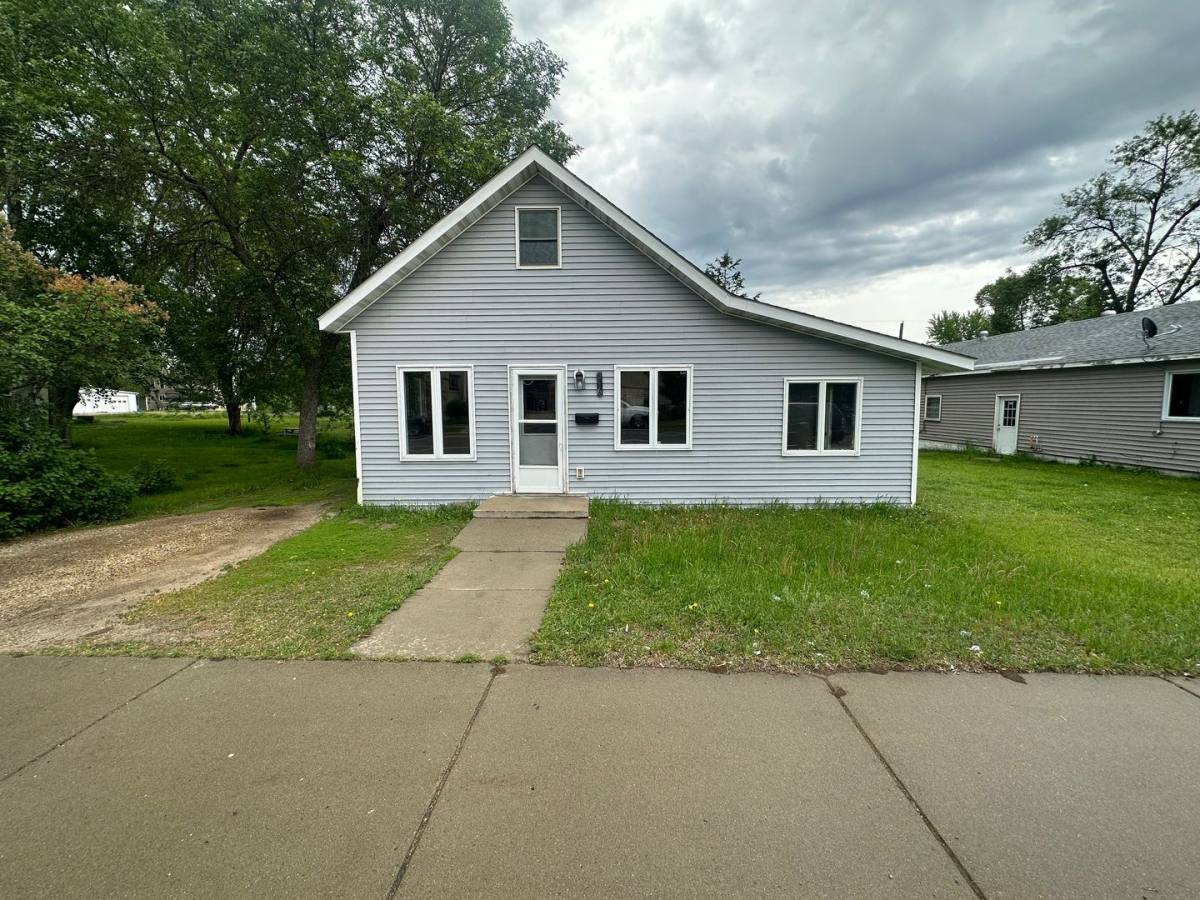 House for rent at 606 Pleasant Ave S, Park Rapids, MN 56470