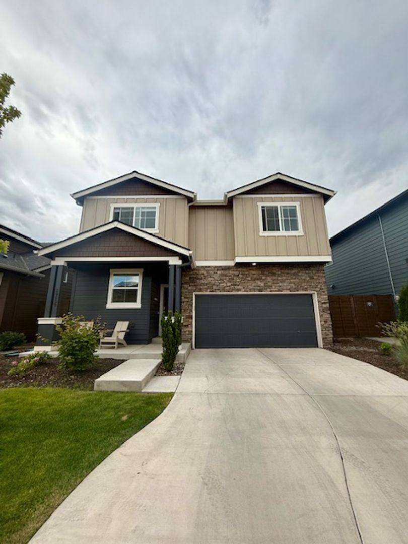 House for rent at 20639 Rolen Ave, Bend, OR 97702