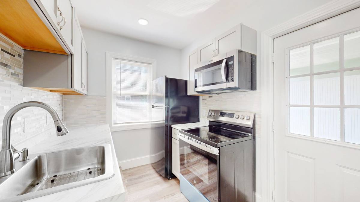 Apartment for rent at 5 Ropes St #3, Salem, MA 01970