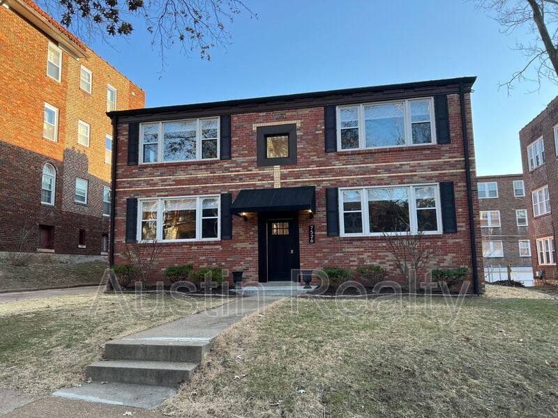 Apartment for rent at 7526 Byron Place #1W, Saint Louis, MO 63105