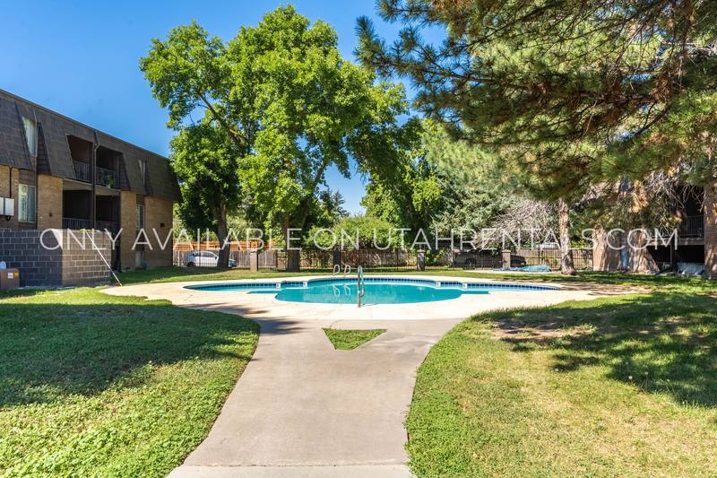 Apartment for rent at 4884 S Highland Circle #13, Salt Lake City, UT 84117