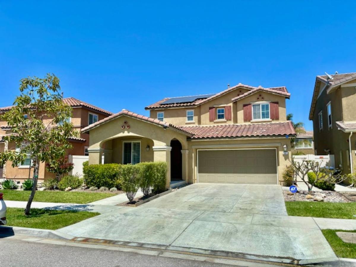 House for rent at 561 Whalen Way, Oxnard, CA 93036