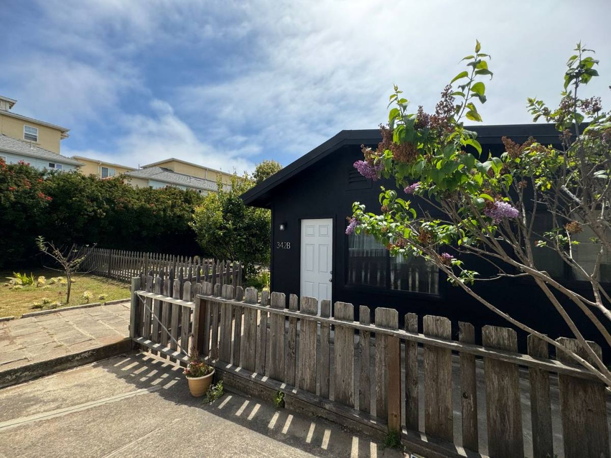 Apartment for rent at 340 & 342 Park Ave, Pismo Beach, CA 93449