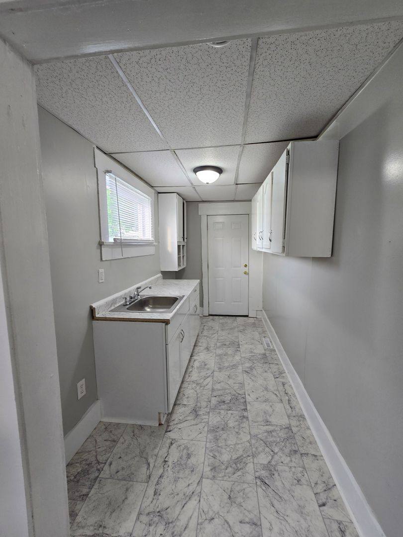 Apartment for rent at 2207 S Walnut St, Muncie, IN 47302