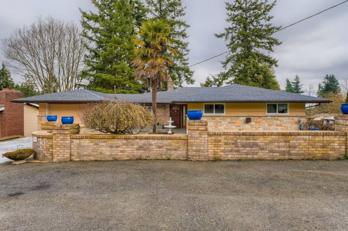 Apartment for rent at 5121 Beaumont Dr, Everett, WA 98203