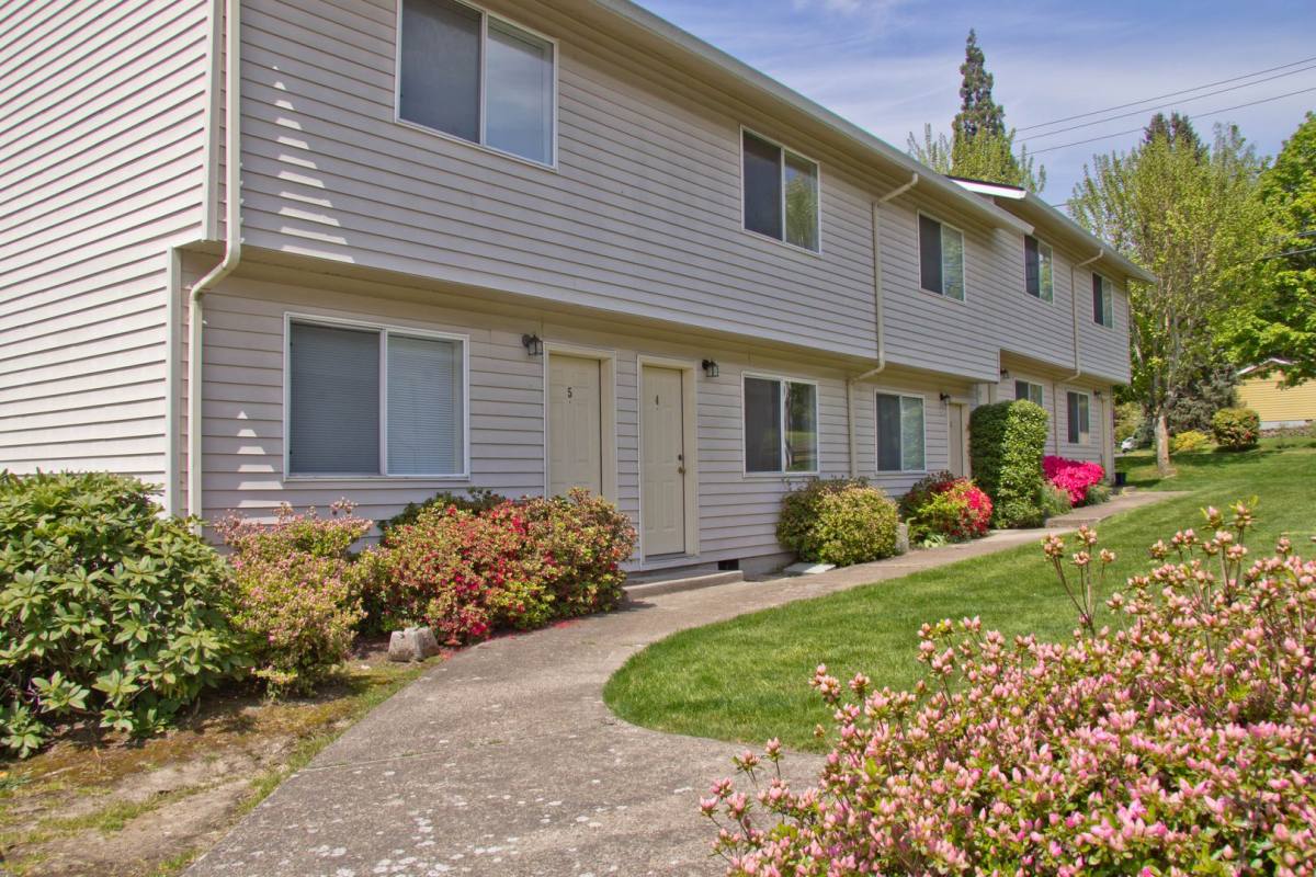 Townhouse for rent at 4748 SW Vermont St #5, Portland, OR 97219