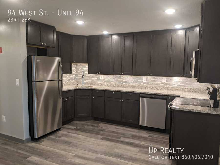 Apartment for rent at 94 W St, Vernon Rockville, CT 06066