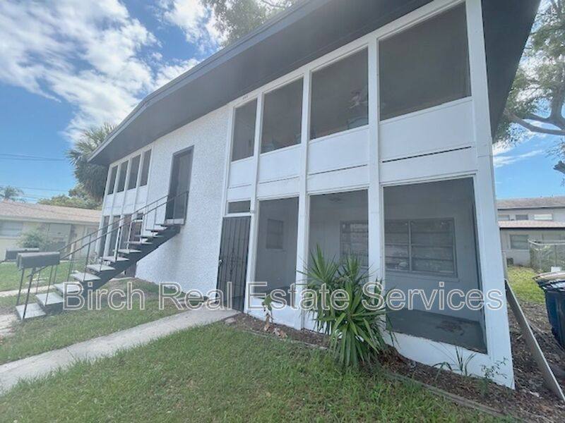 Apartment for rent at 200 Waverly Way, Clearwater, FL 33756