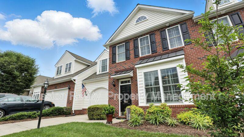 Condo for rent at 5303 Creek Heights Dr, Midlothian, VA 23112