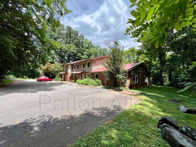 Townhouse for rent at 250 Pincushion Lane #A2, Cullowhee, NC 28723