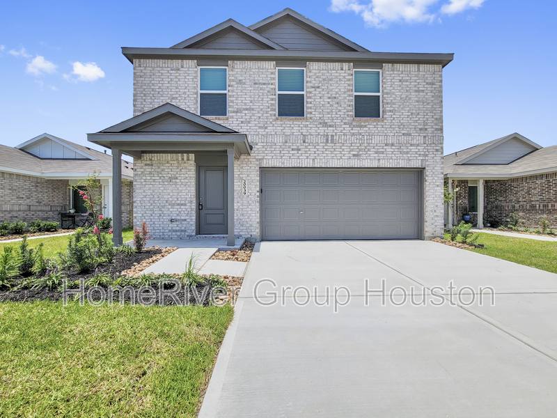 House for rent at 20039 Iron Winds St, Crosby, TX 77532