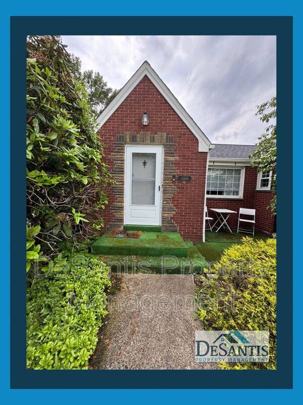 House for rent at 3009 21st Ave, Beaver Falls, PA 15010
