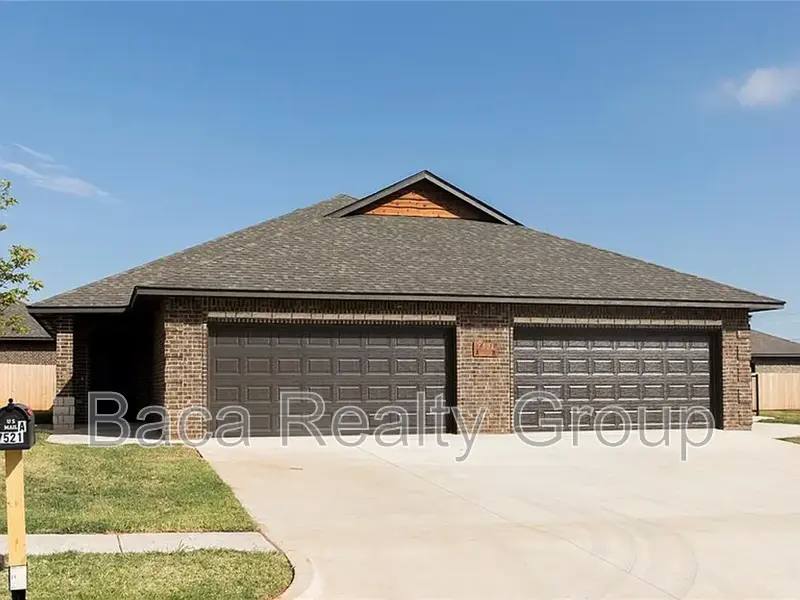 Apartment for rent at 7520 Redbud Villa Court #A, Oklahoma City, OK 73169