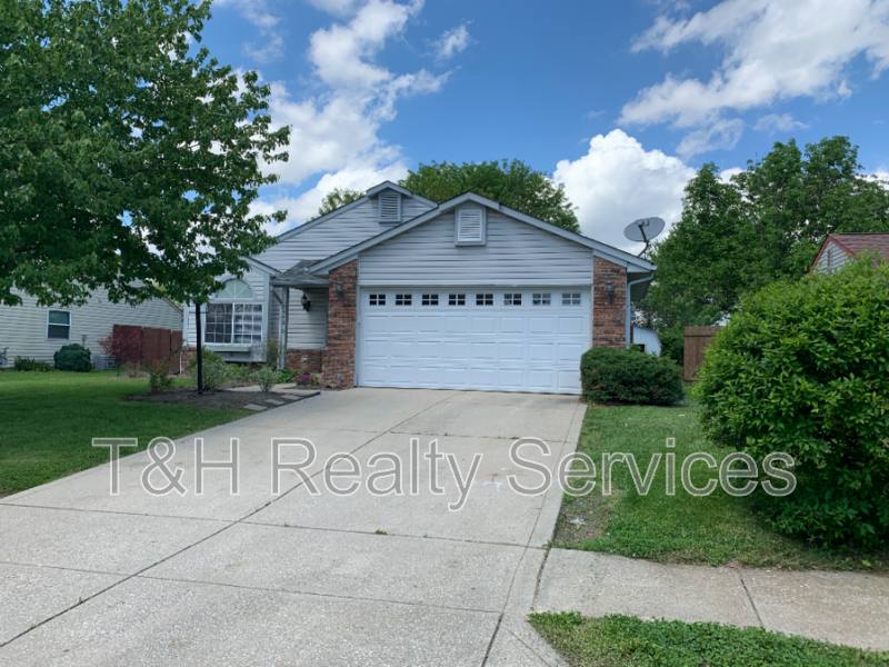 House for rent at 7448 Glensford Dr, Avon, IN 46123