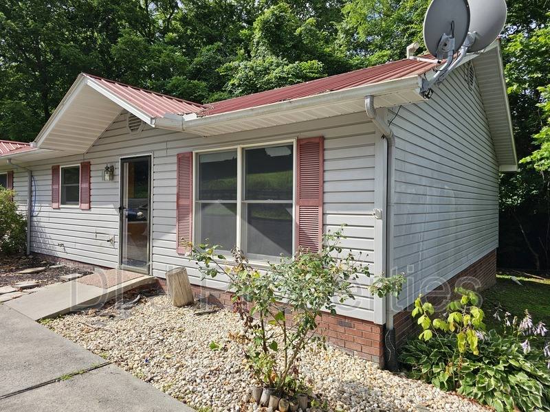 Apartment for rent at 1025 Center St #2, Sevierville, TN 37862