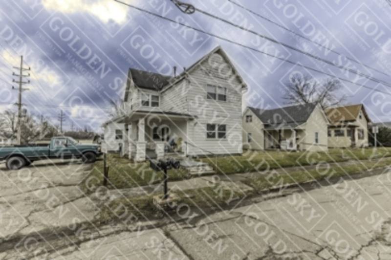 Apartment for rent at 1705 W 9th St #2, Muncie, IN 47302