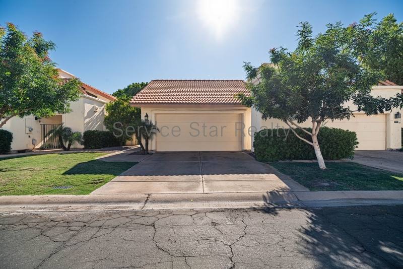 Townhouse for rent at 8910 S Heather Dr, Tempe, AZ 85284