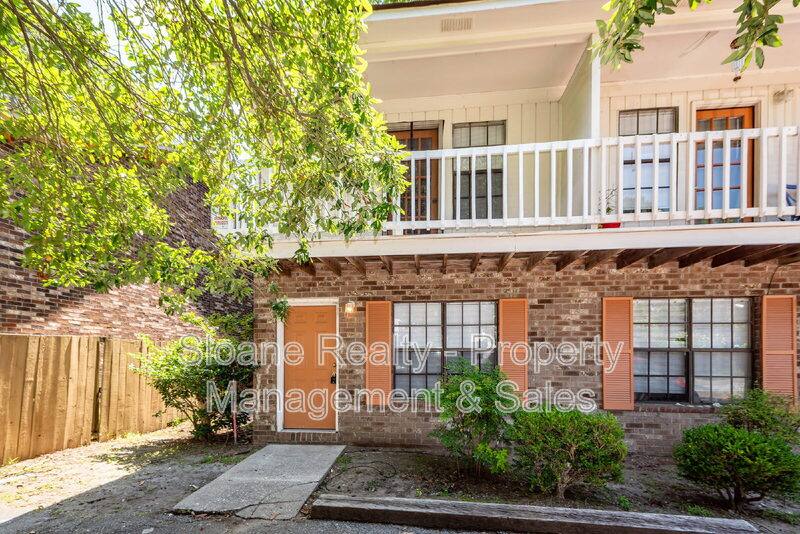 Townhouse for rent at 296 A Fleming Rd, Charleston, SC 29412