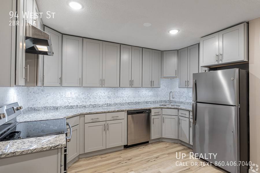 Apartment for rent at 94 W St, Vernon Rockville, CT 06066