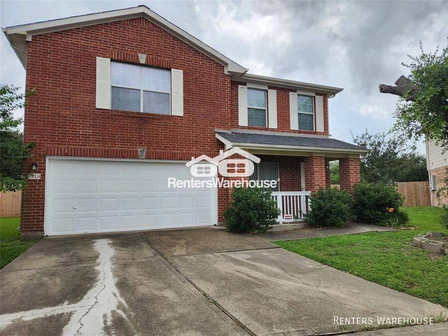 House for rent at 9318 Windswept Grove Dr, Houston, TX 77083