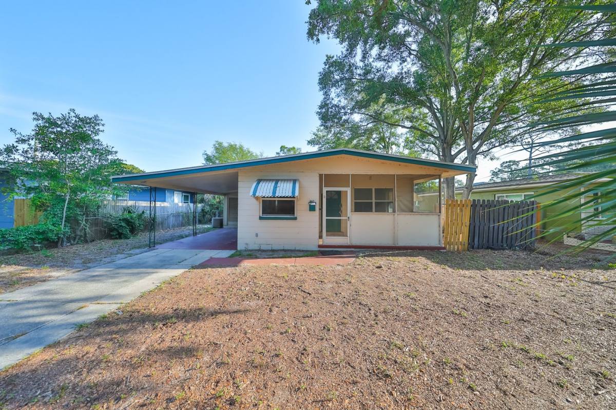 Apartment for rent at 667 25th Ave S, Saint Petersburg, FL 33705