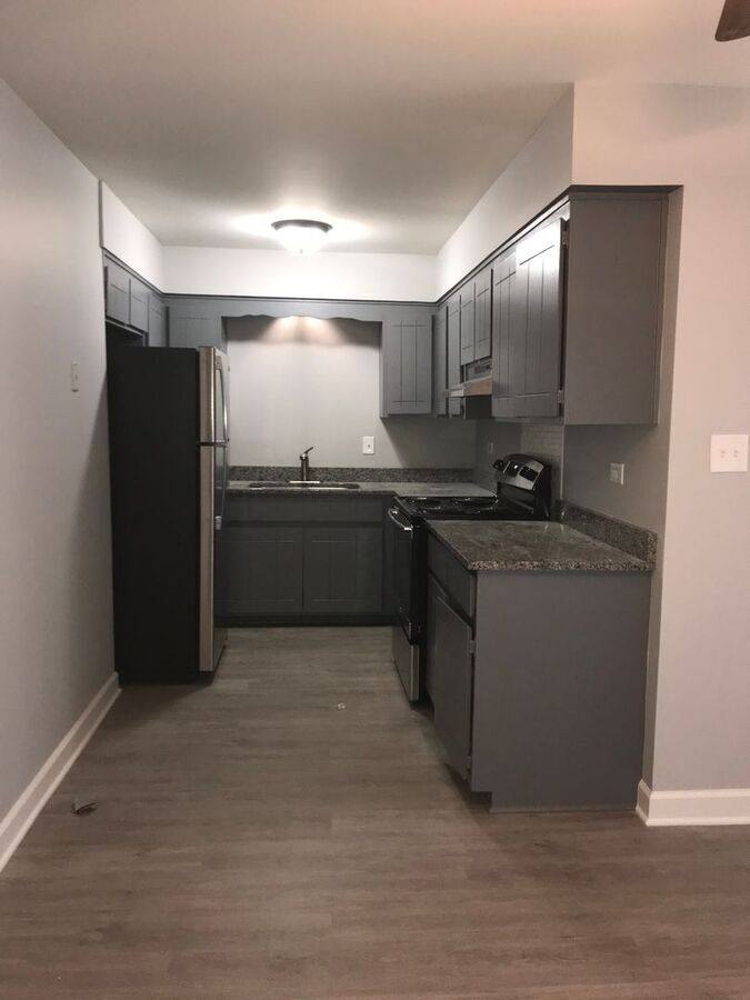 Apartment for rent at 9700 Nottingham Ave #3E, Chicago Ridge, IL 60415