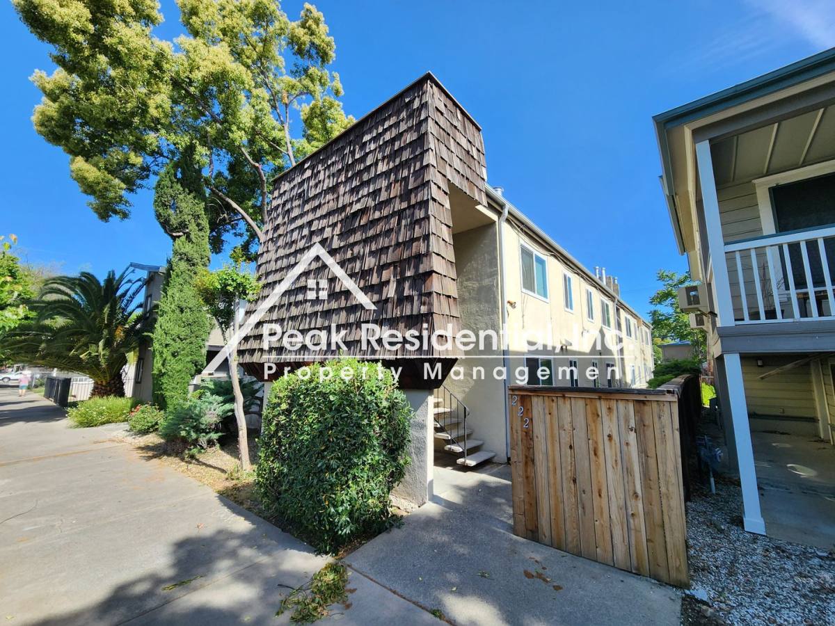 Apartment for rent at 2223 P St, Sacramento, CA 95816