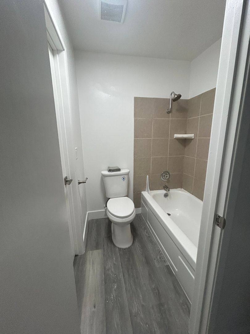 Apartment for rent at 6145 Fair Oaks Blvd, Carmichael, CA 95608