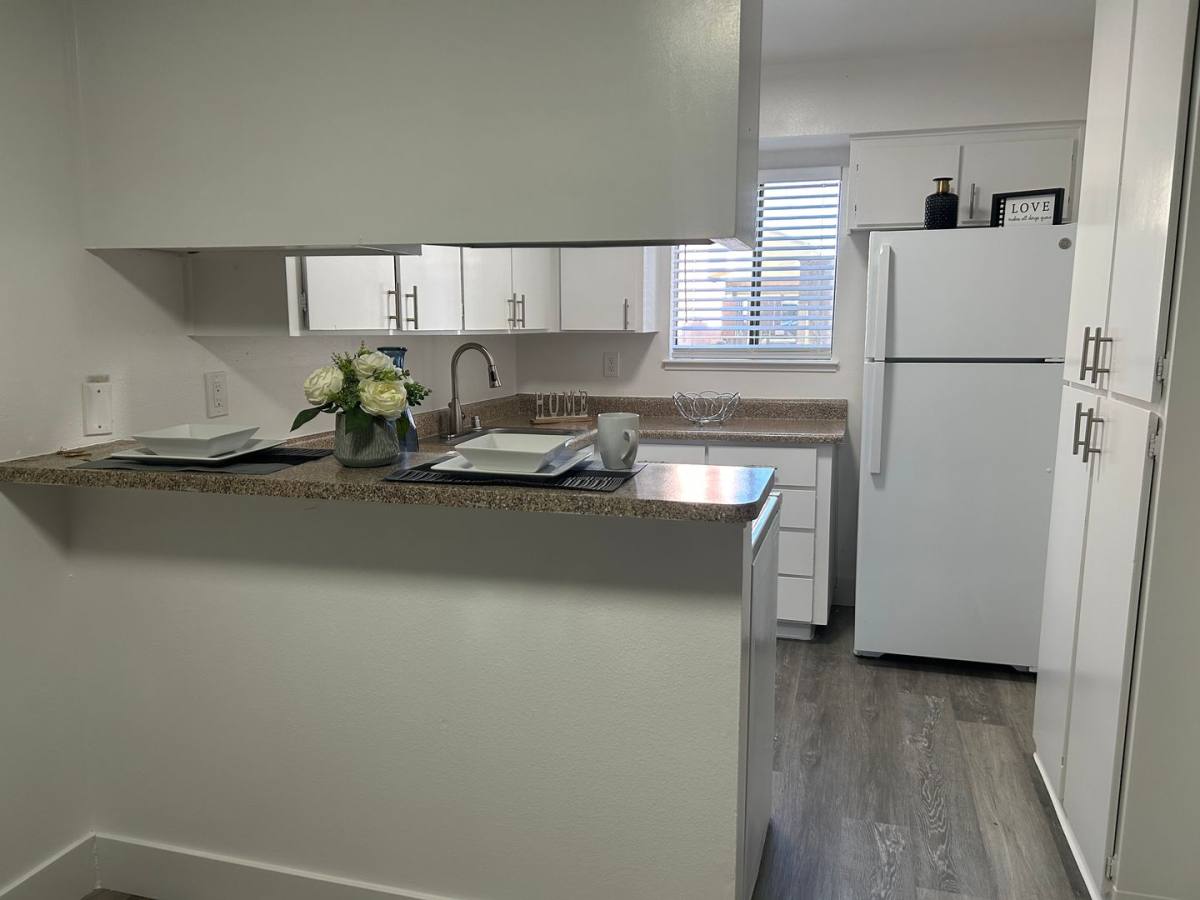 Apartment for rent at 6145 Fair Oaks Blvd, Carmichael, CA 95608