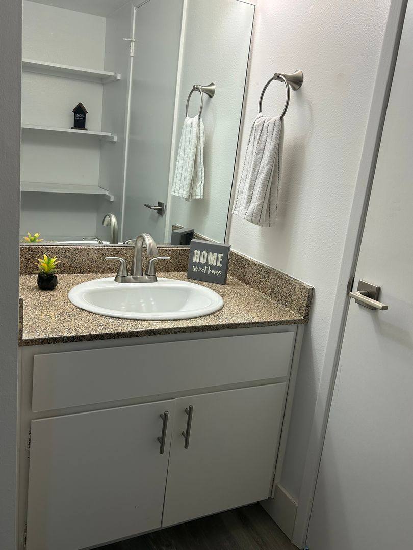 Apartment for rent at 6145 Fair Oaks Blvd, Carmichael, CA 95608