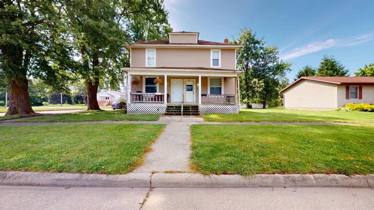 Apartment for rent at 260-262 E Bucyrus St, Plymouth, OH 44865
