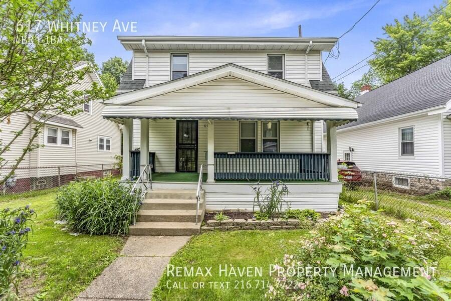 House for rent at 617 Whitney Ave, Akron, OH 44306