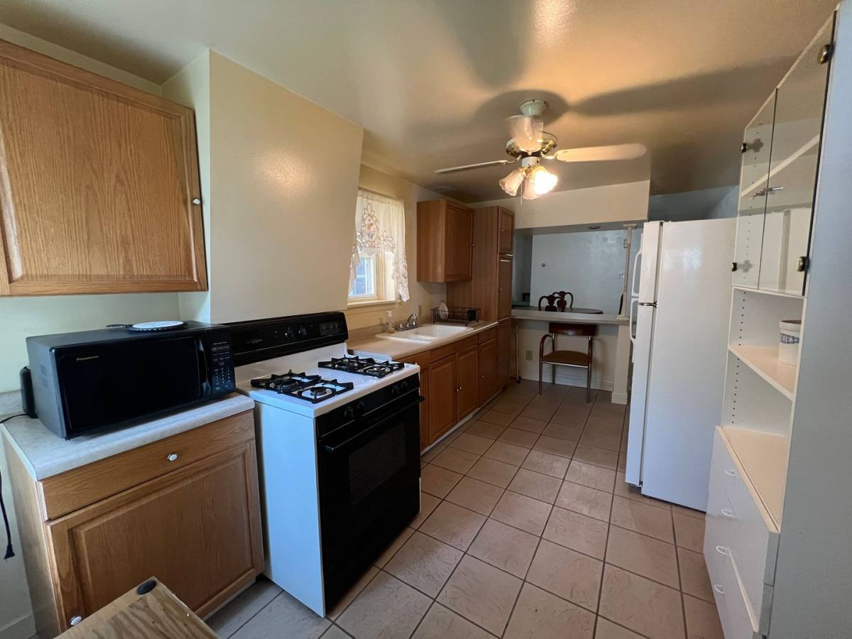 Townhouse for rent at 1514 Middle St, Pittsburgh, PA 15215