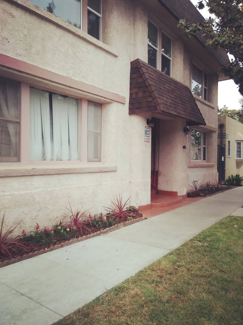 Apartment for rent at 1059 E 1st St, Long Beach, CA 90802