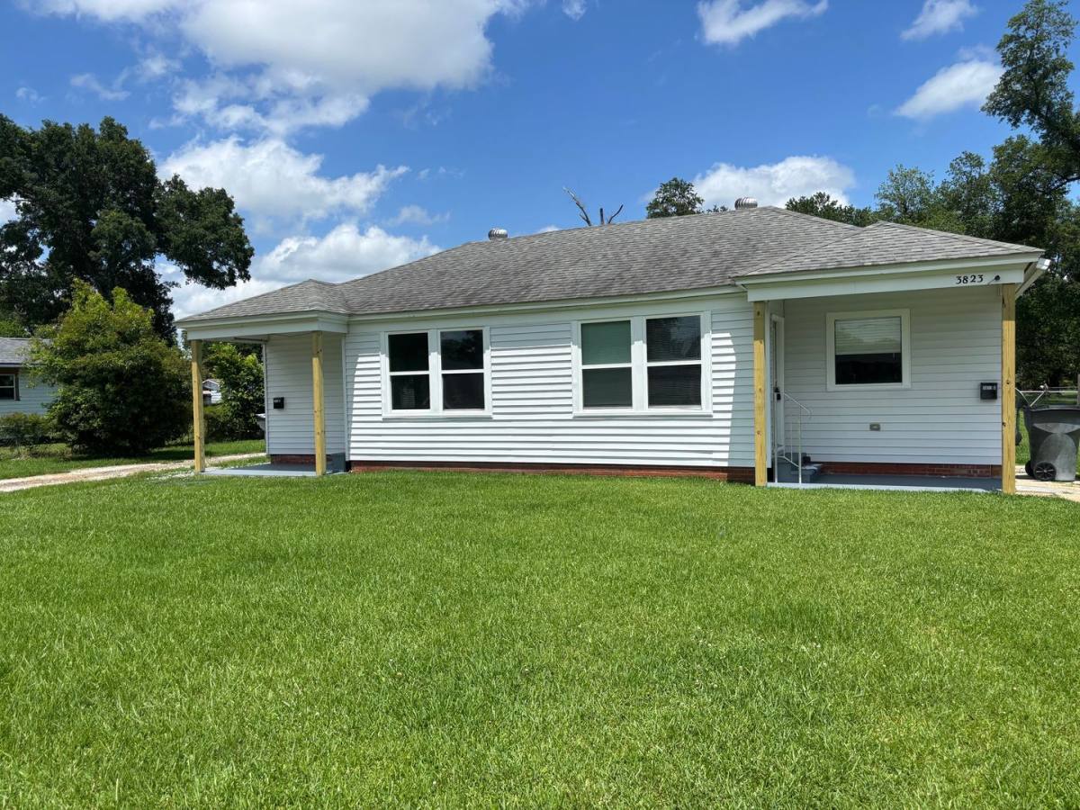 Apartment for rent at 3823 Swanee St, Lake Charles, LA 70607